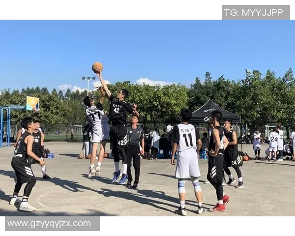 关于举办篮球赛的通知及参赛细则说明请各位同学积极参与